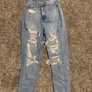 American Eagle Mom Jeans